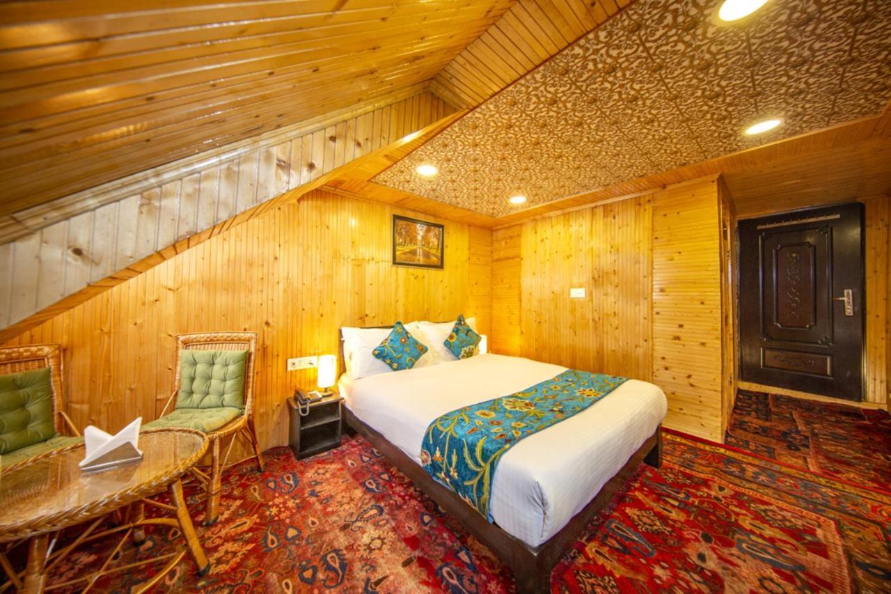 Gulmarg Ski Hill Resort Exterior foto