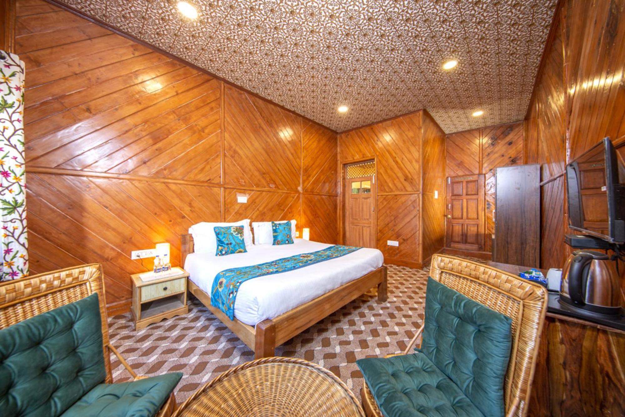 Gulmarg Ski Hill Resort Exterior foto